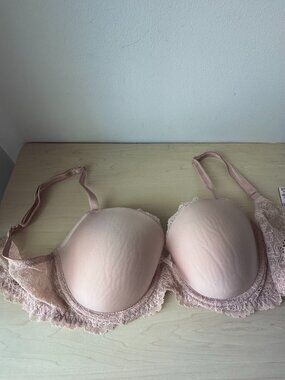 Victoria’s Secret Dream Angels Lined Demi Bra – 36D 💕🔥